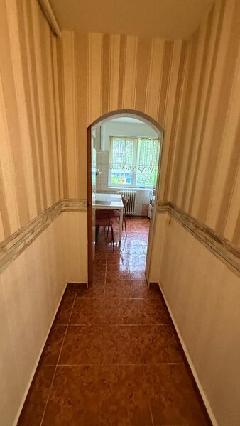 Dristor- metrou, 2 cam, dec, mobilat, utilat